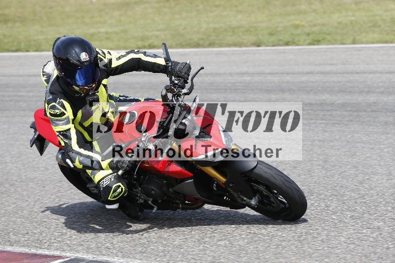 /27 12.06.2025 Ducati Schweiz Trackday Warmup  ADR/blau-bleu/ohne